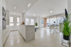 Appartement à Calpe / Calp - Appartement à louer sur la première ligne de Calpe, CANTAL