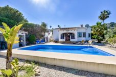 Villa in Moraira - Villa rentals in Moraira GUADALETE