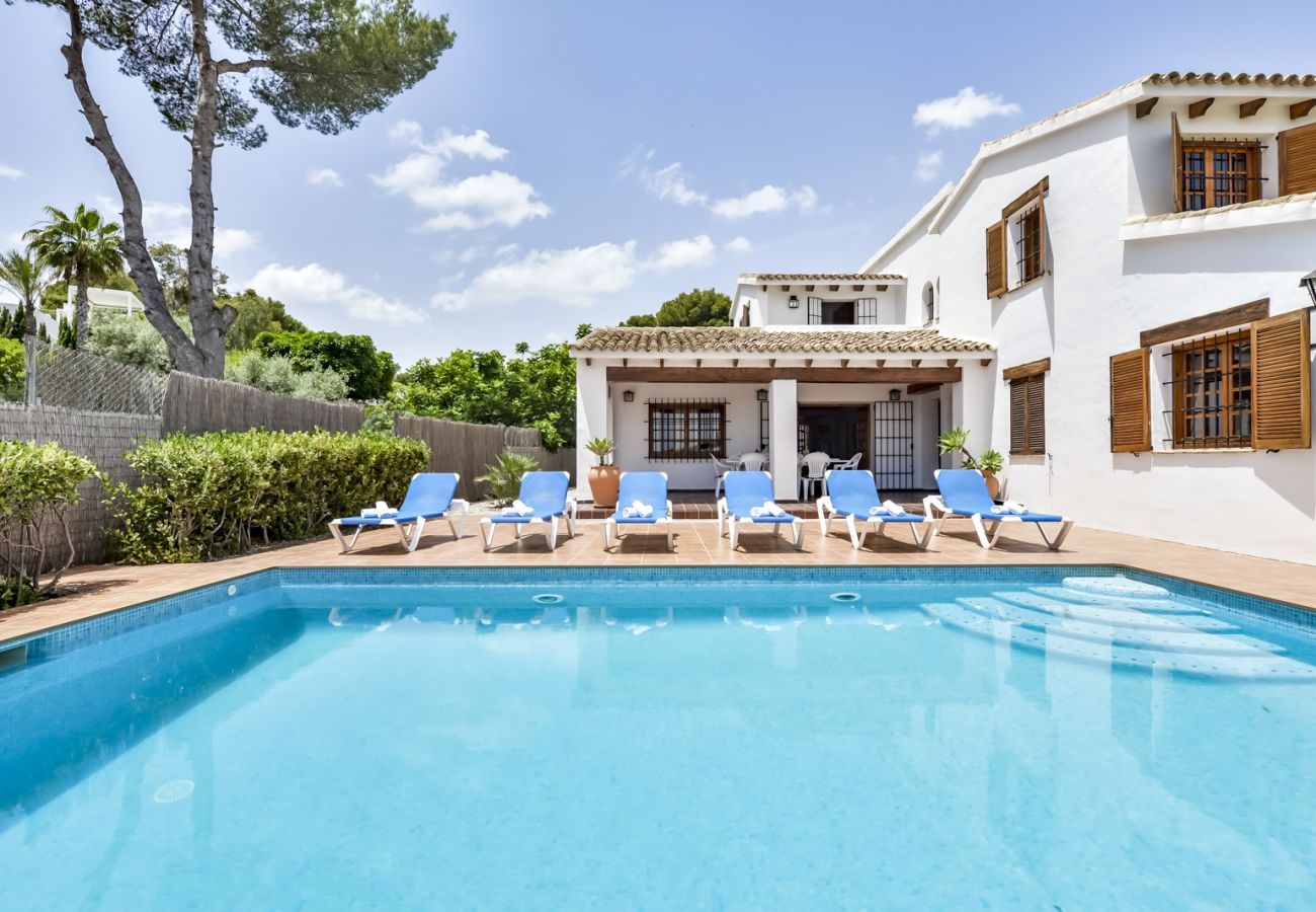 Villa in Moraira - Ferienhausvermietung in Moraira ANDURINA