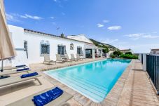 Villa in Moraira - Villa zur Miete in El Portet de Moraira, SAN VICENTE, 50 m vom Wasser und privatem Pool.