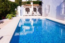 Villa in Calpe / Calp - Villa zur Miete in Calpe BELVIC, privater Pool 4 pax