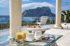 Villa in Benissa - RAPHAEL, Schöne Villa für 6 pax mit spektakulärem Meerblick in Benissa.free wifi