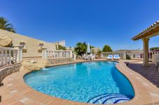 Villa in Benissa - Ferienhaus zur Miete in Benissa, CASCADA